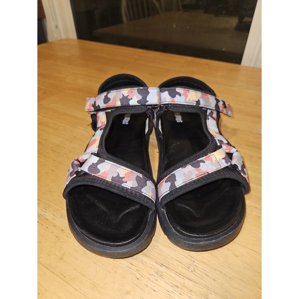 FABKIDS Black Multicolor Camo Strappy Sandals Adjustable Strap Kids US 6.5 M